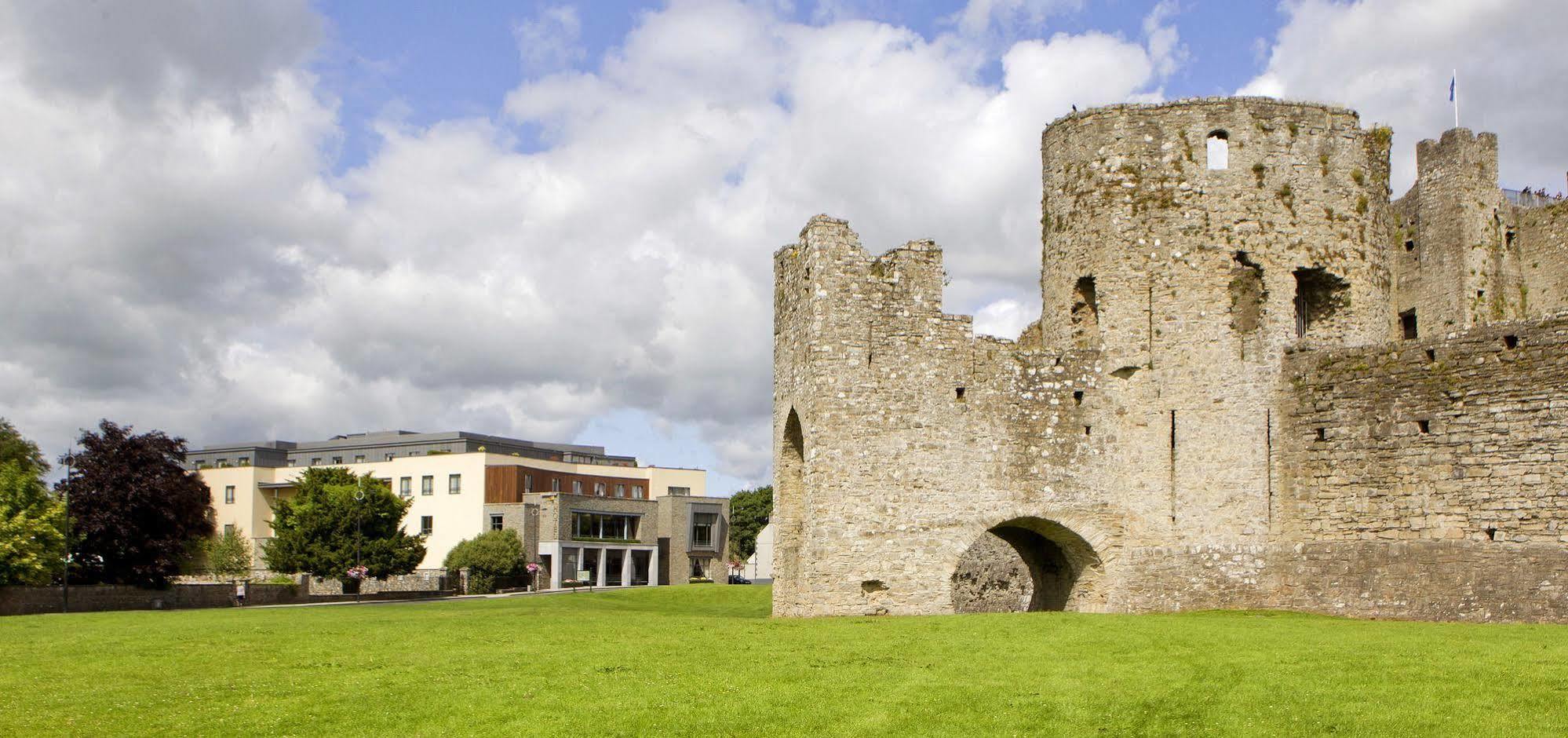 Trim Castle Hotel Exterior photo